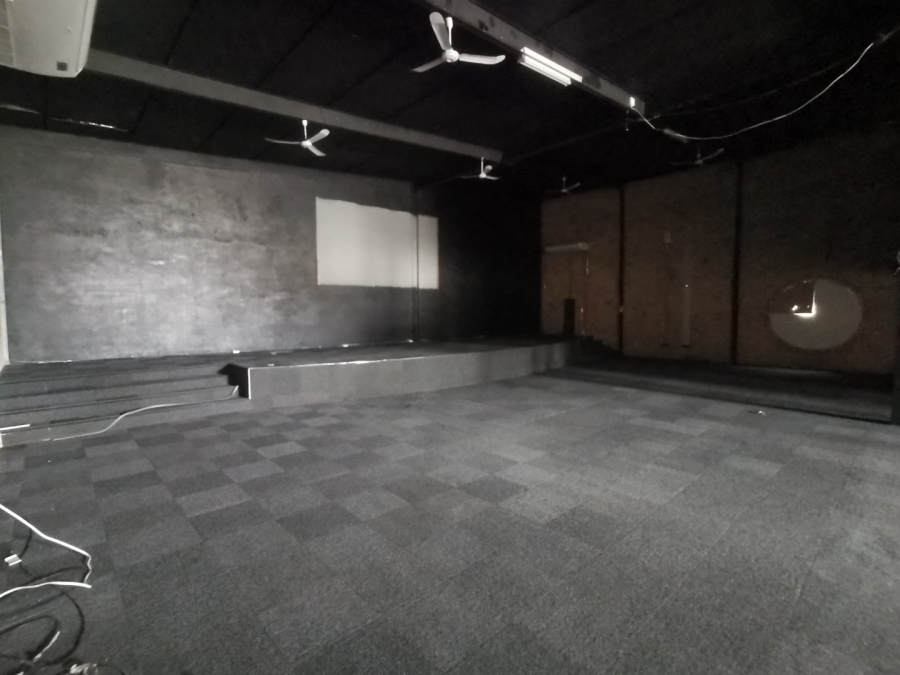 Commercial Property for Sale in Flamwood North West